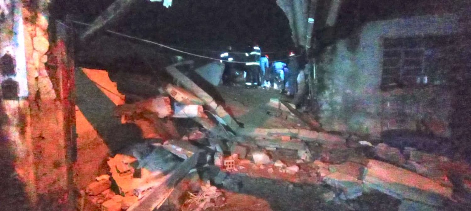 Sobrado desaba em Santa Bárbara e deixa gestante morta