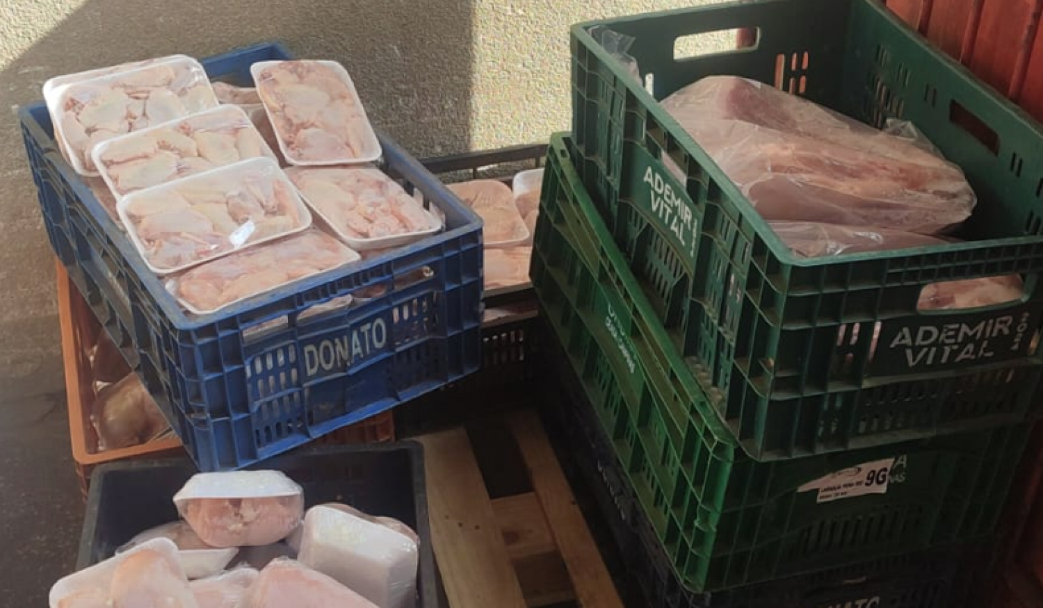 Vigilância Sanitária de Americana apreende 436 kg de carnes e frios em mercado