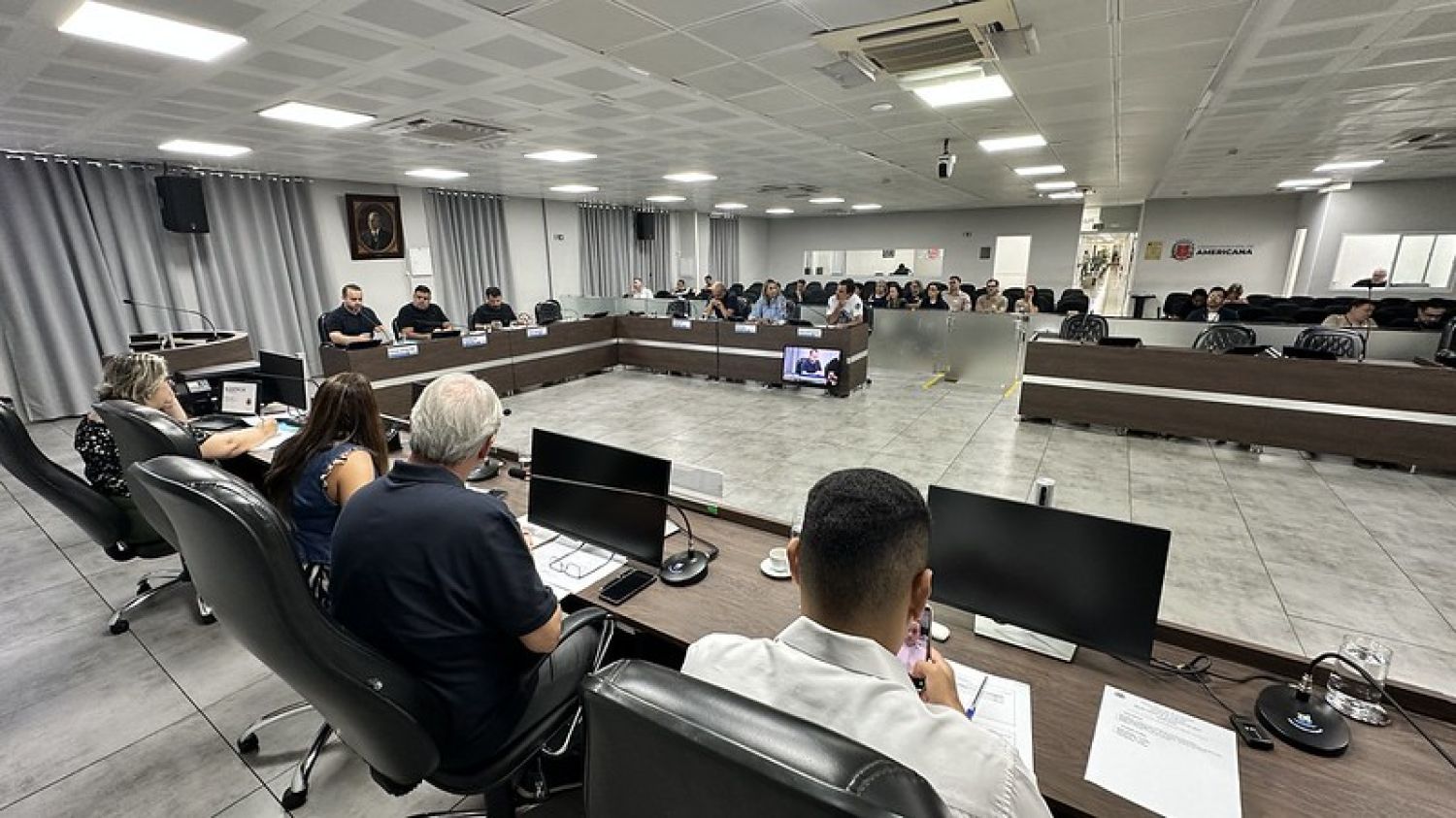 Prefeitura de Americana apresenta superávit de R$ 81,7 milhões no 3º quadrimestre de 2025