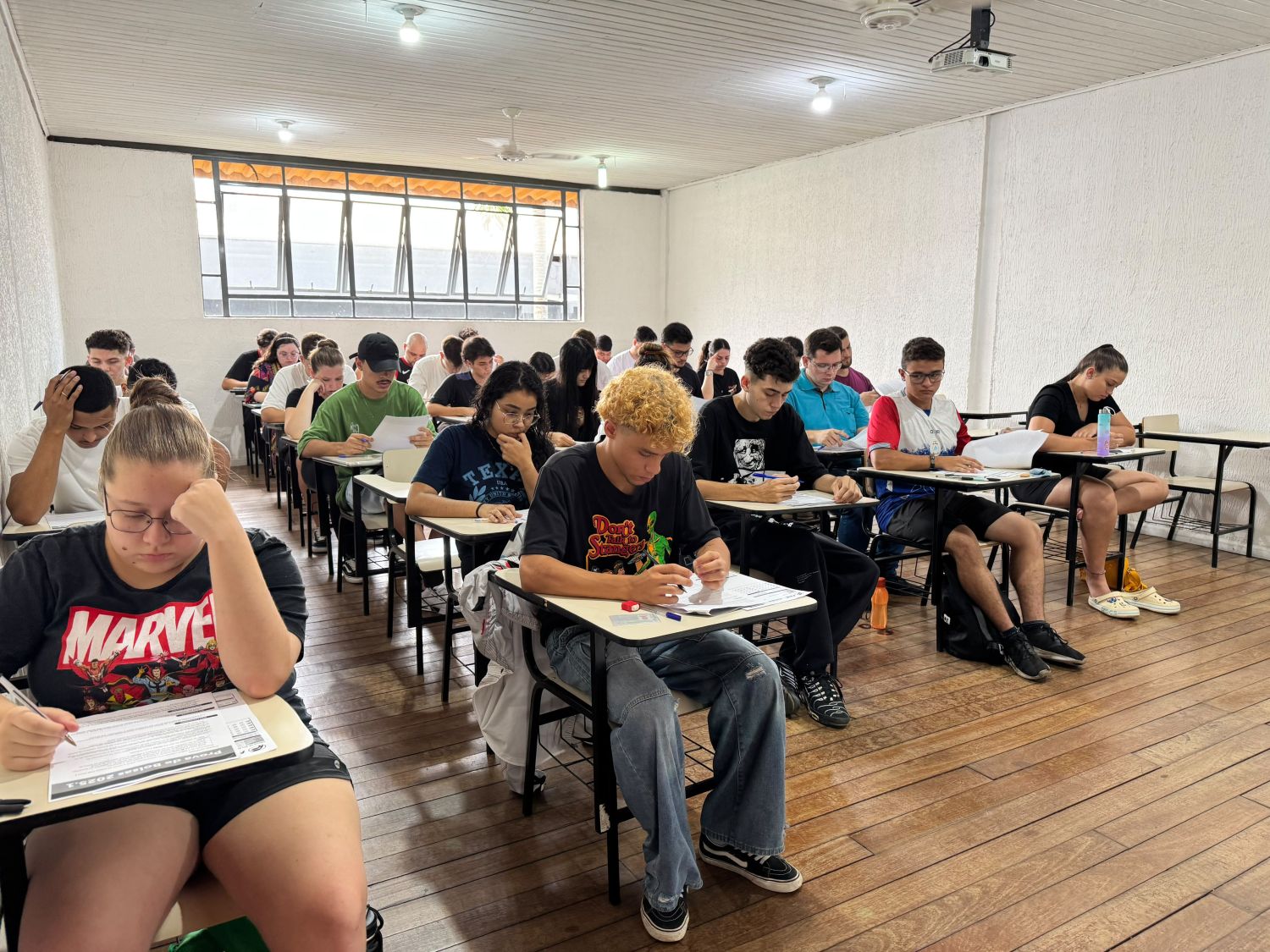 FAM lança maior campanha de Prova de Bolsas da sua história  com mais de mil bolsas de até 100%